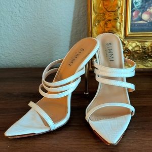 SOLD White Leather Strappy Pointed Toe Sandals